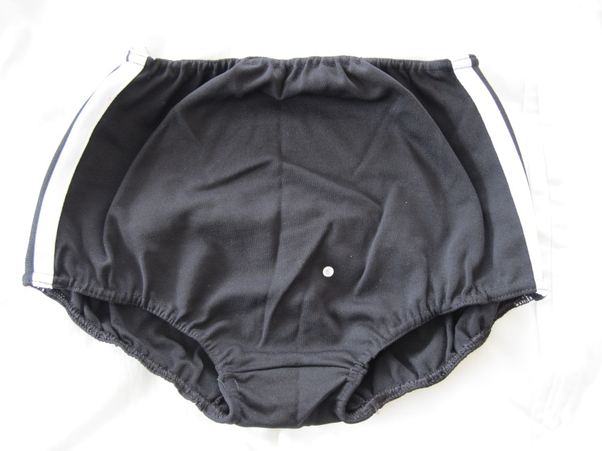 Girls Classic BLACK (XXL -Size 32) Gym Knickers (Athletics Shorts/Underwear)  BY GYMPHLEX